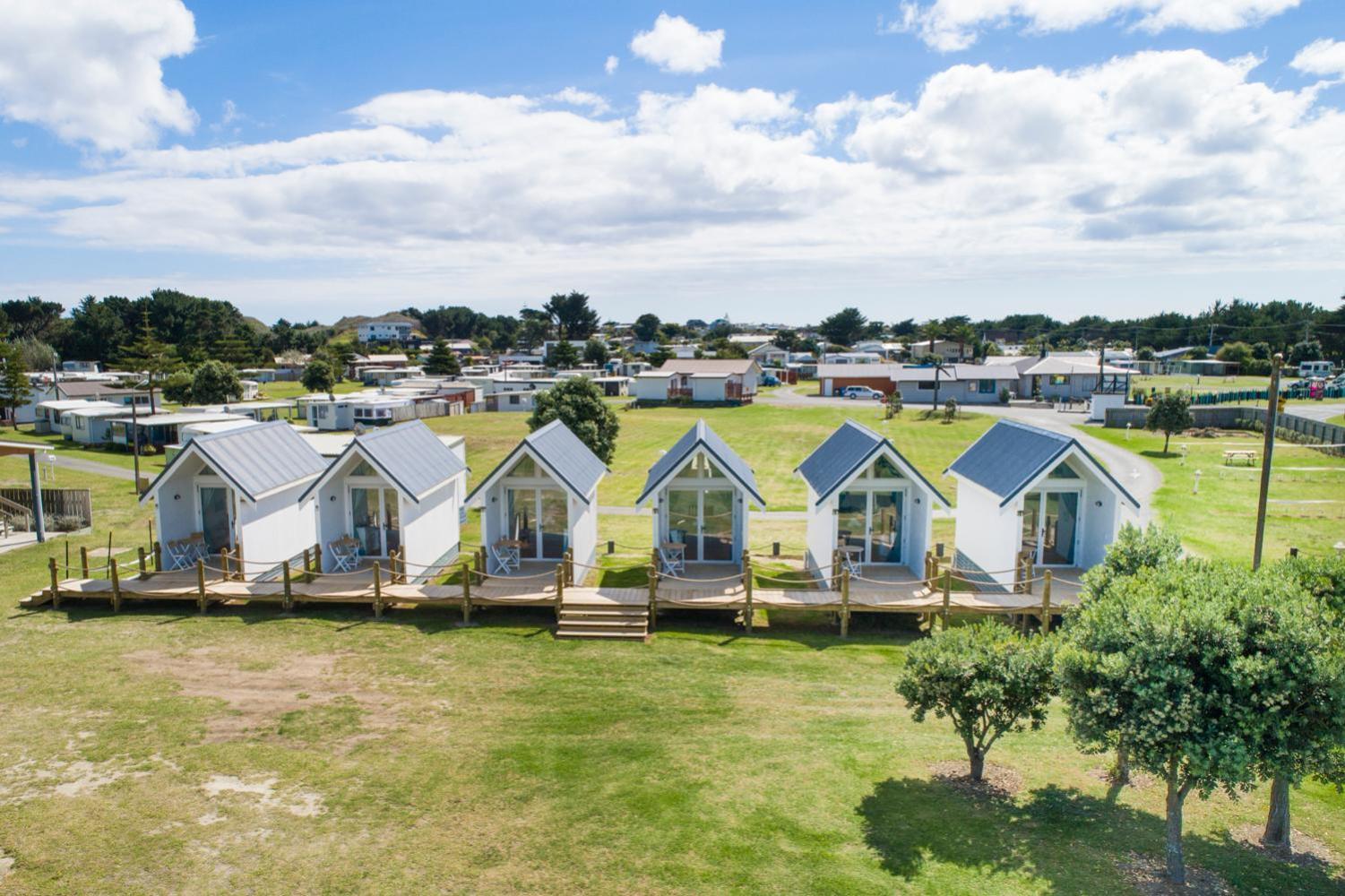 Foxton Beach Holiday Park Exterior photo
